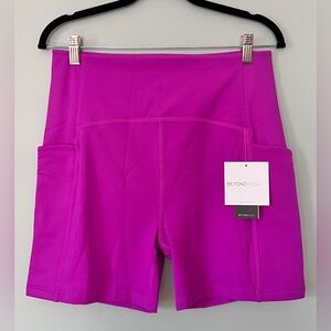Beyond Yoga POWERBEYOND Strive Pocket Biker Shorts 5” Purple‎ Gym Size XL NWT